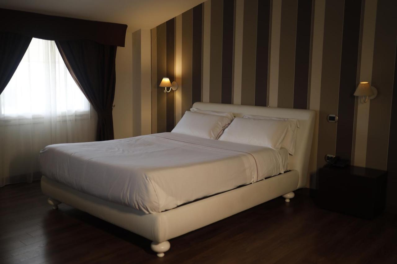 Virginia Resort & Spa - Adults Only Monteforte Irpino エクステリア 写真